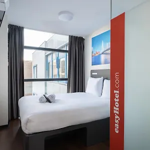 2* Отель Easyhotel Centre